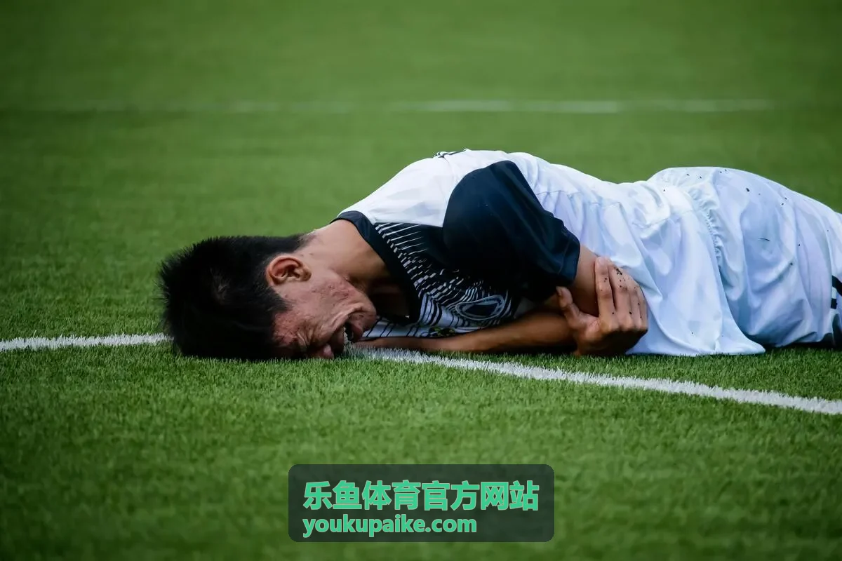 乐鱼体育户外攀岩入门教学短片段